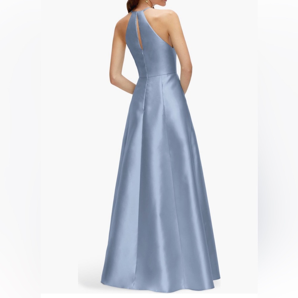 Alfred Sung Satin Gown, Sz 8R: 37” Bust;29”waist;39”hips(around),New, cloudy - Picture 3 of 8
